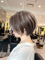 ショートボブ×毛流れ矯正（浅野）