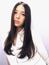 サンサンサン バイ ナンシートウキョウ(SUN SUN SUN by nancy tokyo) レイヤー(セミロング～ロングレイヤースタイル)