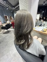 リーオオサカ(Lee Osaka) グレージュ×東芽生