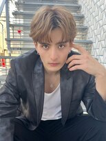 ブラック サッポロ(BLUCK SAPXOXO)&nbsp;センターパートニュアンスパーマメンズミルクティーカラー