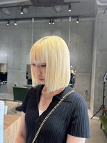 モニカ(MONIQA)&nbsp;ブロンドボブ