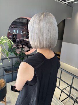 イル(il) ホワイトグレージュ