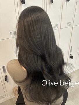 エヌアイ オモテサンドウ(ni omotesando) オリーブベージュ 透明感カラー 韓国ヘアくびれレイヤー