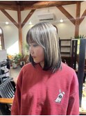 顔周りレイヤーボブ