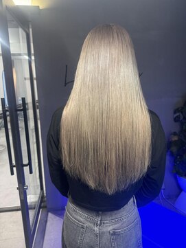 ラニシス ヘアー(Lanisis Hair) 秋は暖色ハイトーン