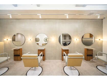 ヘアーデザインスリール(Hair Design THRIRE)の写真