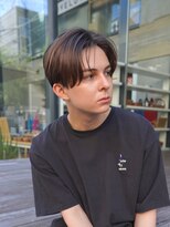 ニコ トウキョウ ヨコハマ(nico)&nbsp;メンズセンターパートニュアンスパーマ毛流れメンズパーマ刈上げ