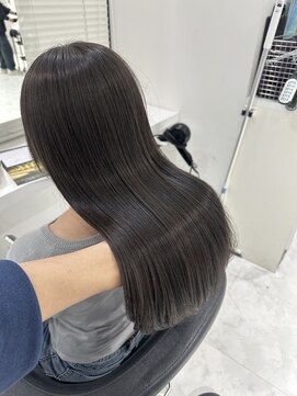 チューン 銀座(TUNE) 大人気オリーブグレージュ♪