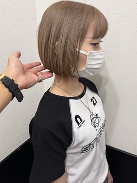 ラグナ(LAGUNA) ケアブリーチダブルカラー/ミルクティーベージュ/ボブ