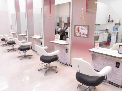 ティアラボックスタウン Tiara BoxTown箱崎店の写真