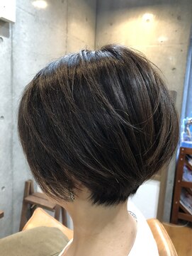 ツリーヘアサロン(Tree Hair Salon) 50代　大人ニュアンスショート