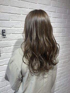 ヘア スパ ビューティー エールフォルム(HAIR SPA BEAUTY YELLFORME) 明るめアッシュグレージュ