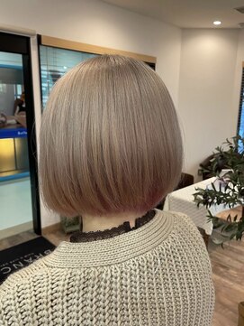 ブランシェ JR勝川駅前店 ホワイトベージュ×インナーミルクキーピンク☆