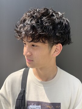 フィフス トウキョウ (fifth TOKYO) 波巻きパーマ波巻きスパイラルパーマツイストスパイラルパーマ