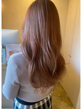 シー 岡崎(,SHE) 斜めバング/グレージュカラー/デザインカラー/東岡崎