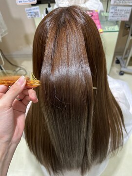 アズール 草加(azule) 髪質改善トリートメント ツヤ髪