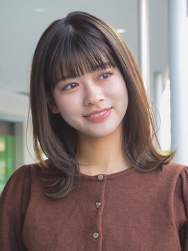 ガーデンヨコハマエスト(GARDEN YOKOHAMA est) 似合わせカット　イメチェン　フルバング　ミディアムレイヤー