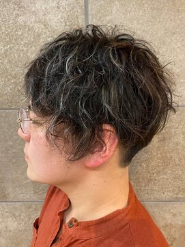 ディスコネクト(DISCO-N-NECT) メンズパーマ ハイライト ニュアンスパーマ 黒髪