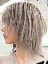 ウィコ 新宿(WICO)&nbsp;ウルフグレー[新宿駅/デザインカラー/レイヤーカット]