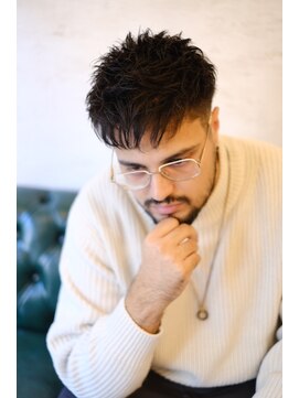 ブロートーキョーバーバーショップ 神田店(Bro Tokyo BARBERSHOP) 【神田】バーバースタイル　眉毛もお髭もデザイン