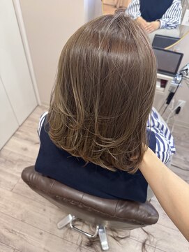 カミノワ(kaminowa) 白髪率20%おすすめヘア/40代/50代/60代/白髪ぼかしハイライト