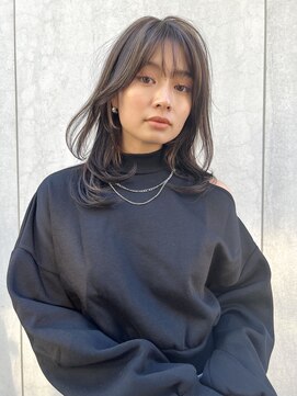 ハーバイリンヘアー(her by rin hair) ワンカールレイヤーミディアムウルフ伸ばしかけ20代 渋谷表参道