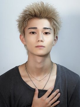 ノヴァ(NOVA) 束感スパイキーショート × アップバング