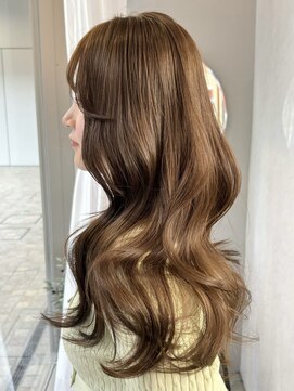 クム(kumu) ◎ブリーチなし透明感ベージュレイヤーロング大人美人