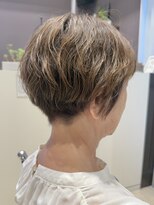 イースト(YEAST)&nbsp;似合わせカット40代50代60代ショートボブくびれレイヤーボブ