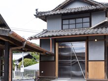 ニエイチゼロロクロク(Nie1066)の雰囲気（築50年以上の古い木造倉庫を改装しています）