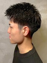 ディスイズバーバーサード(THIS IS BARBER 3rd)&nbsp;ツーブロック メンズショート 眉毛カット ビジネスヘア 束感