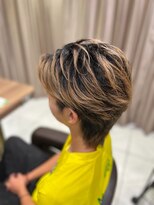 アッシュ 本牧店(Ash)&nbsp;ハイトーン×フェザースタイル
