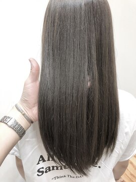 ネイヴィル(navile) ナチュラルグレージュ