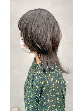 ヘアステージアミカル 個性派ウルフ