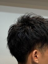 クローバー(CLOVER)&nbsp;クセを生かしたショートセンターパート