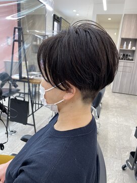 ケーオーエスピンク(K O S pink) 刈り上げショートヘアー