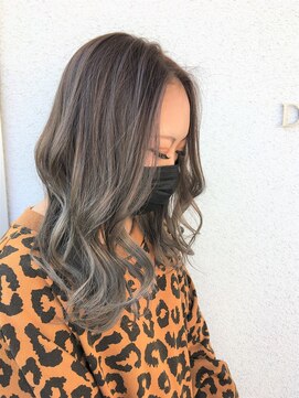 ドルチェ(DOLCE) ハイライト×アッシュ