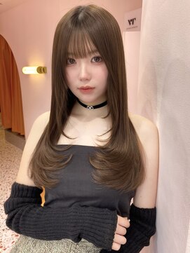 ボタン シブヤ(VOTAN SHIBUYA) ベージュ/韓国ヘア/渋谷/レイヤー/顔まわり/前髪