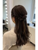 エメティ(Aimerty)&nbsp;ハーフアップ