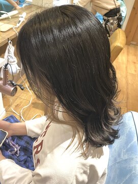 アヴァンス 天王寺店(AVANCE.) 暗髪×インナーカラー