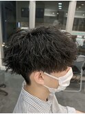 韓国へアカルマパーマワックスなしセンターパート黒髪ウルフ