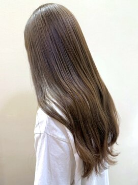 ビューティシモ 川越(Beautissimo) ストレートヘア オリーブグレージュ 髪質改善 透明感カラー