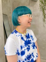 テトヘアー(teto hair)&nbsp;ブリーチカラーワイドバングパッツンダブルカラー刈り上げボブ