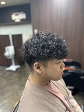 ドゥーエン(DoEN) 強めシャドウパーマ