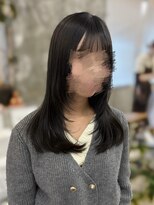 クオーレ(CUORE)&nbsp;ミディアム × 顔周りレイヤー