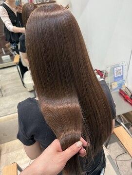コース(co-th.) 艶髪ブラウンベージュイルミナカラー×小野ふゆり