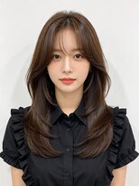 エイチ ウルフカット 大阪梅田(811)&nbsp;ヘアカラーグレージュカチモリヘアレイヤーボブ50代ボーイッシュ