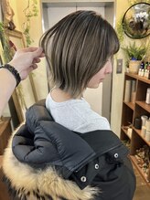 得意スタイル1. 白髪ぼかしバレイヤージュ