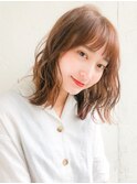 ナチュラルブラウン、ゆるふわ巻き、明るめカラー
