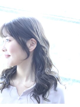 ヘア アンドメイク キヨシ(Hair and Make kiyoshi) kiyoshi/フェミニン　＊ヨシンモリ　後れ毛スタイル＊